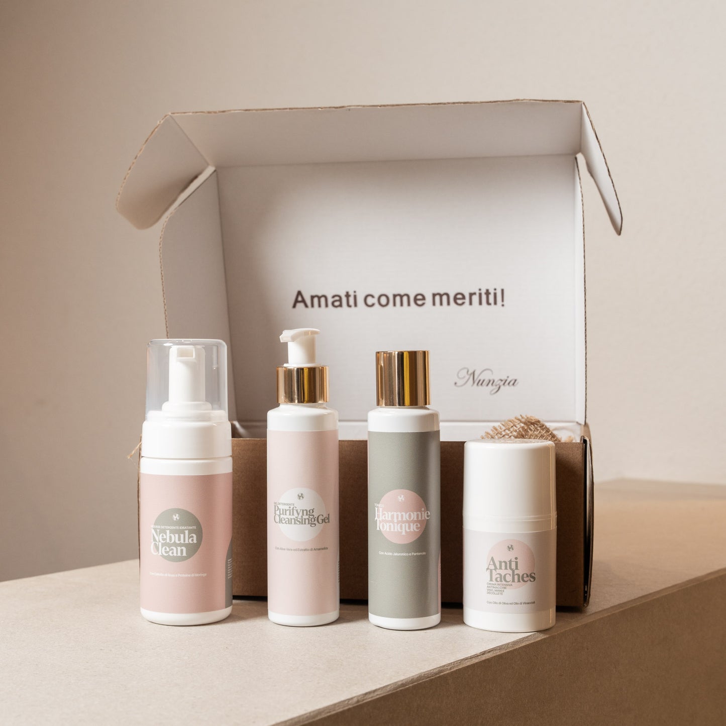 Box SKINCARE ANTITACHES